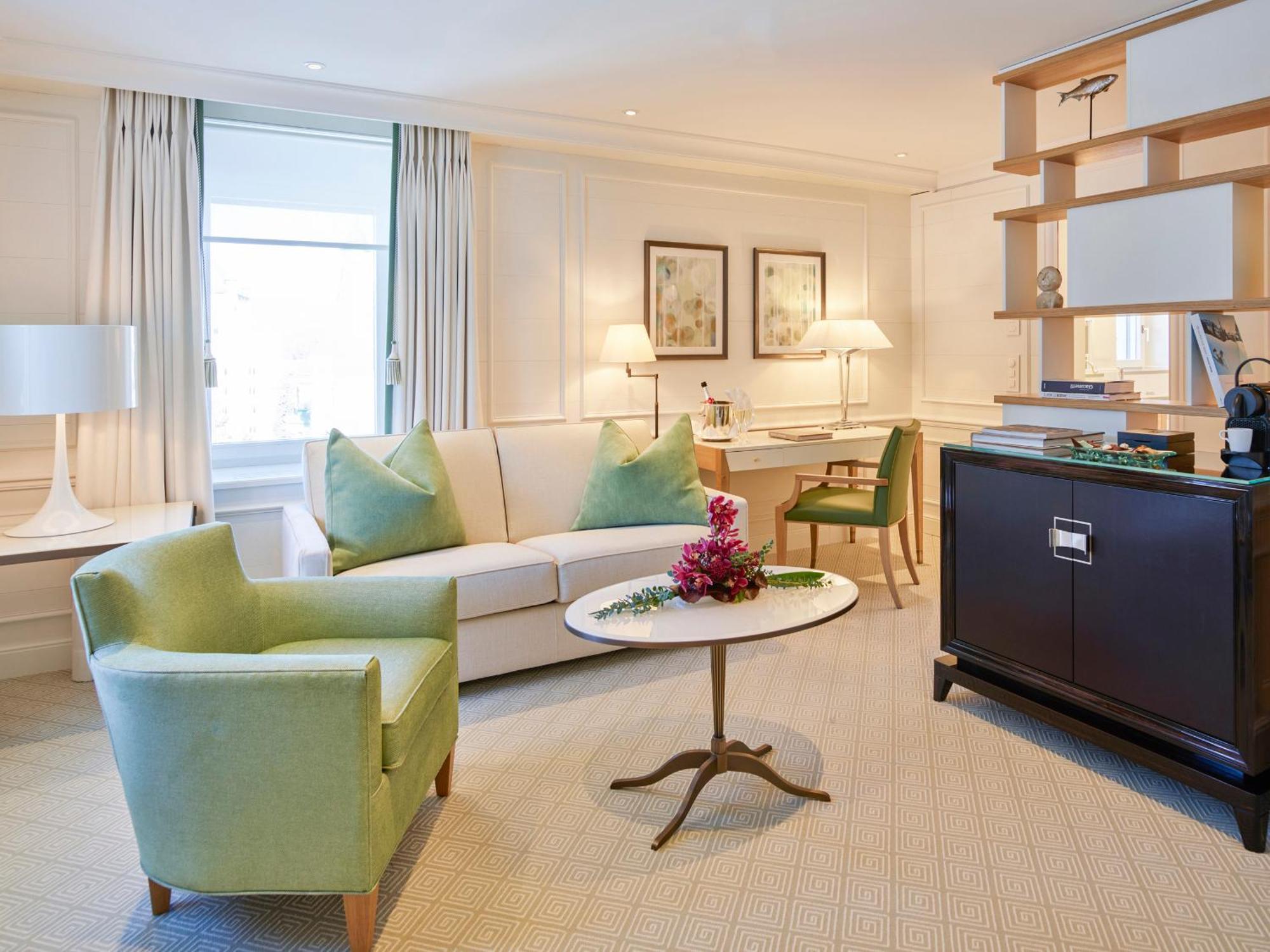 แกรนด์ โฮเต็ล โครเนนโฮฟ Hotel ปอนเตรสซีนา ภายนอก รูปภาพ